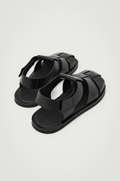 COS レザーフィッシャーマンサンダル